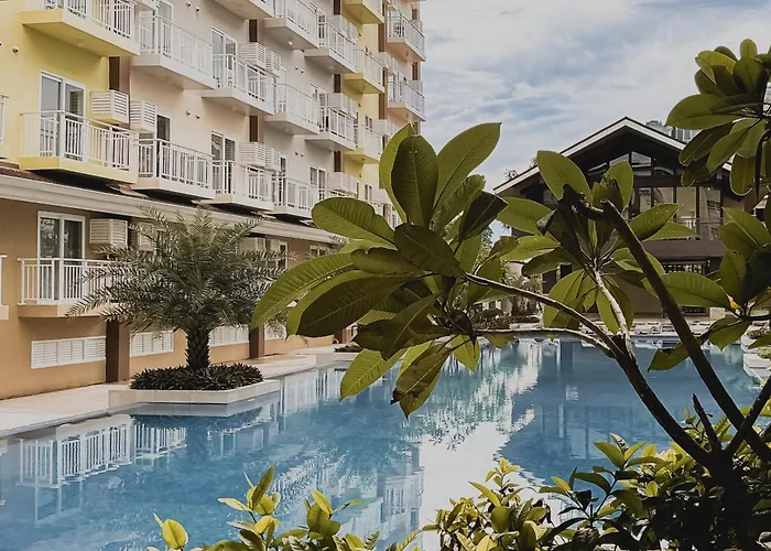 Style Near Mactan - Cebu Airport - With Pool & Gym Leilighetshoteller Lapu-Lapu City