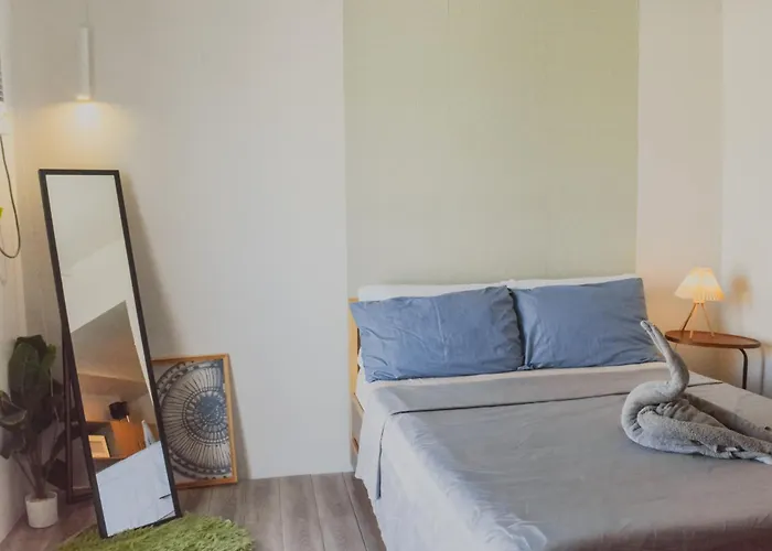 Style Near Mactan - Cebu Airport - With Pool & Gym Leilighetshoteller 3*